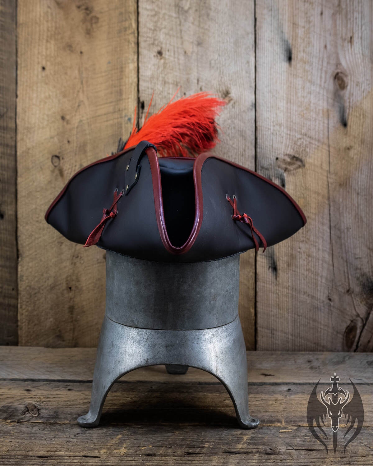 Chapeau mousquetaire en cuir boutique medievale GN